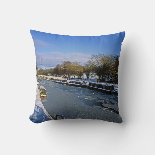 ウィンターマククレスフィールドカナルチェシャーイングランド クッション (正面)