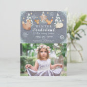 ウィンターワンダーランドウッドランドアニマルズ写真誕生日 招待状 (スタンド正面)