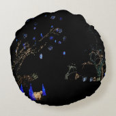 ウィンターワンダーランドライトブルー&ホワイトホリデー ラウンドクッション (裏面)