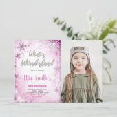 ウィンターワンダーランド誕生日招待状ピンクの写真 招待状 (スタンド正面)