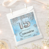 ウィンター・ワンダーランド 15歳の誕生日 15個の風船 フェイバーバッグ (クリップ留めされた状態)