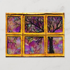ウィンドウを通して – ピンク色の背景のツリー ポストカード