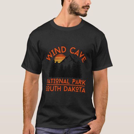 ウィンドケーブナショナルパークサウスダコタ山脈 Tシャツ (正面)
