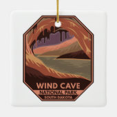 ウィンドケーブナショナルパークミニマルレトロエンブレム セラミックオーナメント (裏面)