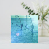 ウィンドサーフィンをするデザインの招待状 招待状 (スタンド正面)