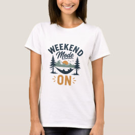 ウィークエンドモードON 山の夕日 リラクゼーションデザイン Tシャツ
