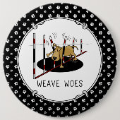 ウィーブウォーズ – 敏捷性におもしろい刺さった犬の輪 缶バッジ (正面)