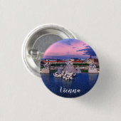 ウィーンの噴水に沈む夕日 缶バッジ (正面&裏面)
