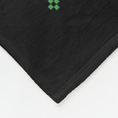 ウイスキーは私の気難しいおもしろいクリスマスセーターだ フリースブランケット (角)