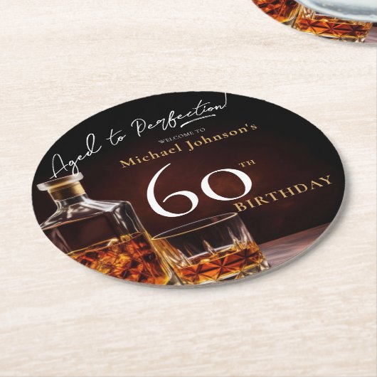 ウイスキーエレガントブラック金ゴールド60th誕生日パーティー ラウンドペーパーコースター (アングル)