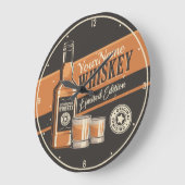 ウイスキーパーソナライズされたリキュールボトルウェスタンバー ラージ壁時計 (傾斜)