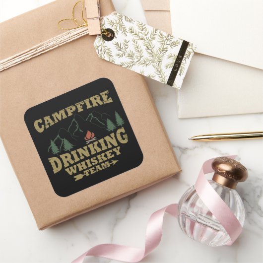 ウイスキー引用文おもしろいキャンパーことわざ スクエアシール (ギフト)