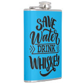 ウイスキ救ーを飲む フラスク (右)