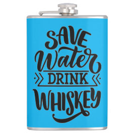 ウイスキ救ーを飲む フラスク