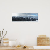 ウイスラー交響楽団と調和地区のパノラマ ポスター (キッチン)