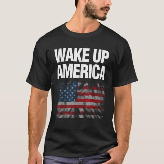 ウェイクアップアメリカ米国国旗 Tシャツ (正面)