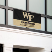 ウェイクフォレスト大学 | WF 横断幕 (ビルの外側)