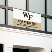 ウェイクフォレスト大学 | WF 横断幕 (ビルの外側)