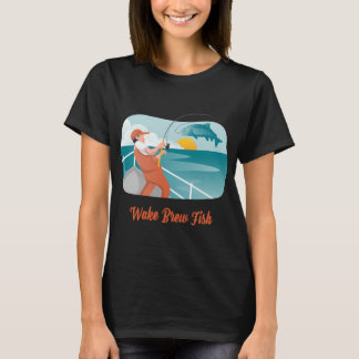 ウェイク・ブリュー・フィッシュ - レトロボートフィッシングと日の出の湖 Tシャツ