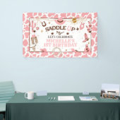 ウェスタンガールファーストロデオピンク誕生日バナー 横断幕 (トレードショー)