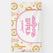 ウェスタンコウガール サードロデオ 3歳の誕生日パーティー 横断幕 (縦)