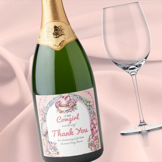 ウェスタンリトル女性のカーボーイピンクコースタルベビーシャワー スパークリングワインラベル