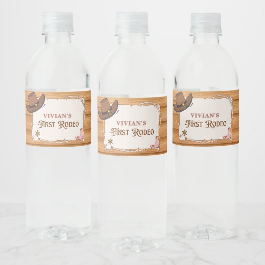 ウェスタン女性のカーボーイファーストロデオ誕生日 ペットボトルラベル (ボトル)