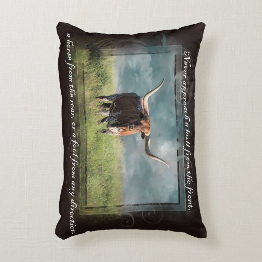 ウェスタン・ロングホーン・カウボーイ・ウィズダム アクセントクッション (正面(垂直))