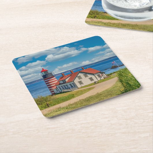 ウェストクオディヘッドライトハウス、ルベック、メイン スクエアペーパーコースター (アングル)