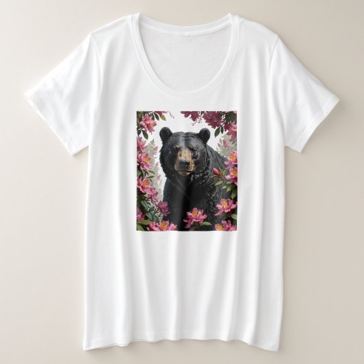 ウェストバージニアの熊がシャクナゲに囲まれて プラスサイズTシャツ (デザイン正面)