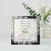 ウェディングシャワーの招待状、白いダリアの花 招待状 (スタンド正面)