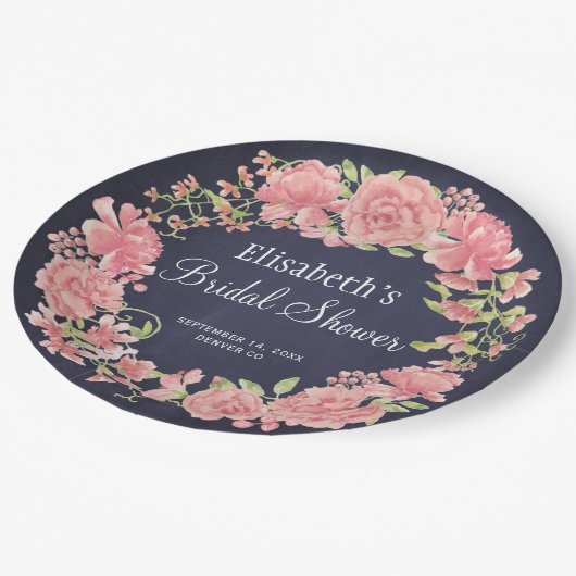 ウェディングシャワーの水彩ピンクの花のネイビー ペーパープレート (アングル)