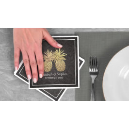 ウェディングシャワーモダンブラック金ゴールドパイナップルカップル スタンダードカクテルナプキン