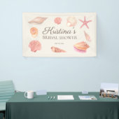 ウェディングシャワー ビーチパーティー ピンクの貝殻 横断幕 (トレードショー)