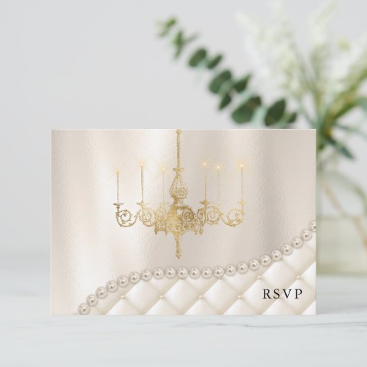 ウェディングシャンデリアの出欠カード ライティング アイボリー パール 招待状 (スタンド正面)