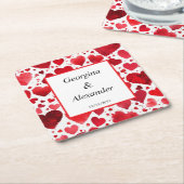 ウェディングデイコースターロマンチック赤いハート スクエアペーパーコースター (アングル)