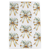 ウェディングプラン：ゴールドとホワイトの花飾りとリボン ミディアムペーパーバッグ (裏面)