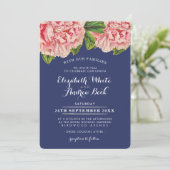 ウェディング招待赤面ピンクフローラ牡丹フラワーネイビー 招待状 (スタンド正面)