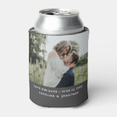 ウェディング日付を保存フォトシンプルブラックフォミニマルルト 缶クーラー (缶正面)