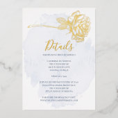 ウェディング  | ダスティーブルーの上にゴールドで装飾されたバラ 箔招待状 (正面)