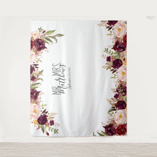 ウェディング フォトブース バーガンディ レッド フラワーズ ウォーターカラー タペストリー (正面)