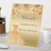 ウェルカムサイン 結婚前のお祝い ゴールドグリッターのドレス 花 台座サイン (インサイチュ)