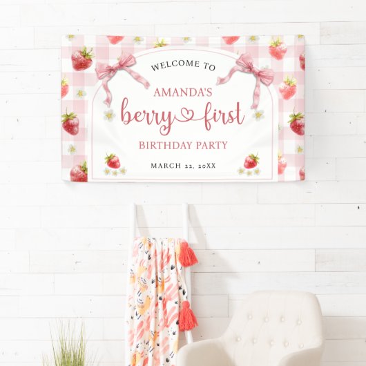 ウェルカムストロベリーベリーファースト誕生日 横断幕 (インサイチュ)