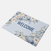 ウェルカムダスティブルーウォーターアイボリーの花離れの花 ドアマット (アングル)