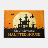 ウェルカムトゥクリーフ幽霊のよく出るハウスハッピーハローウィン ドアマット (正面)