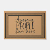 ウェルカムドアマット素晴らしの人々はここに住む ドアマット (正面)