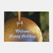 ウェルカムハッピーホリデイズグリタリー金ゴールドオーナメント ドアマット (正面)