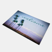 ウェルカムハワイパームツリーズパープルマウンテンフォト ドアマット (アングル)