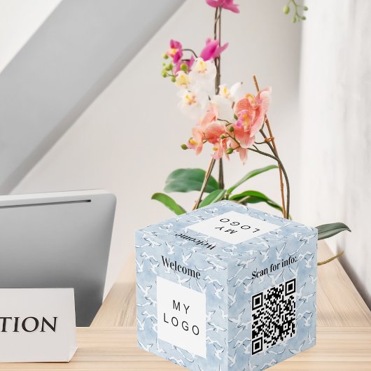 ウェルカムビジネスロゴQRコードメニュー海辺テーブル フォトキューブ