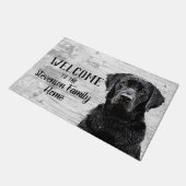 ウェルカムブラックラボドッグアニマルファミリーネームホーム ドアマット (アングル)